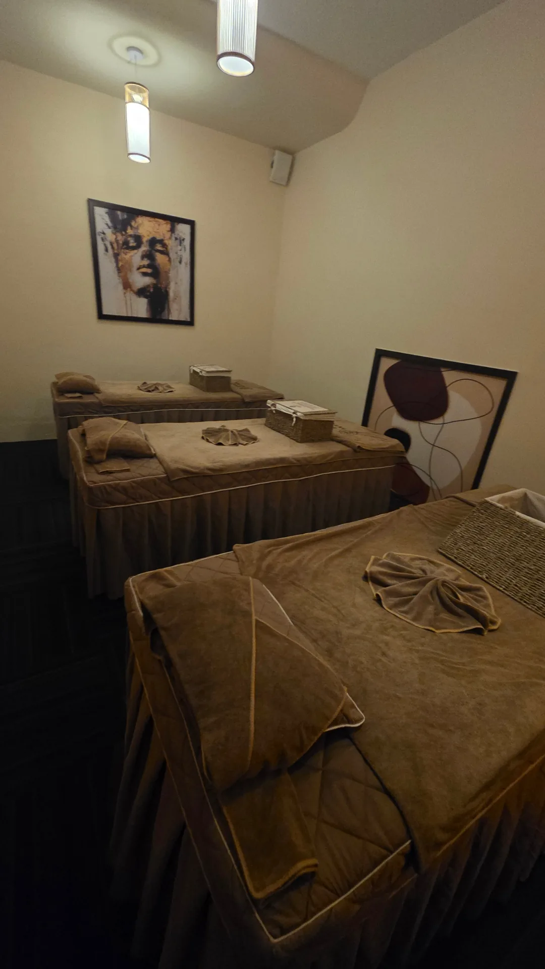 ✈️😁Spa một ngày ở Hanshijang mình ưng quá trời luôn!😍Harusspa - Tiệm cắt tóc kiêm Nail
