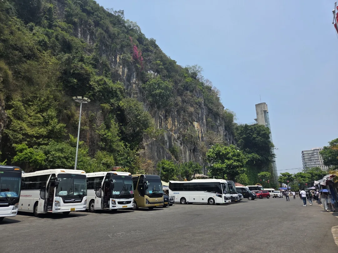 ✈️Ghé thăm Ngũ Hành Sơn trong lịch trình Hội An! Xem giá vé vào Ngũ Hành Sơn!😍