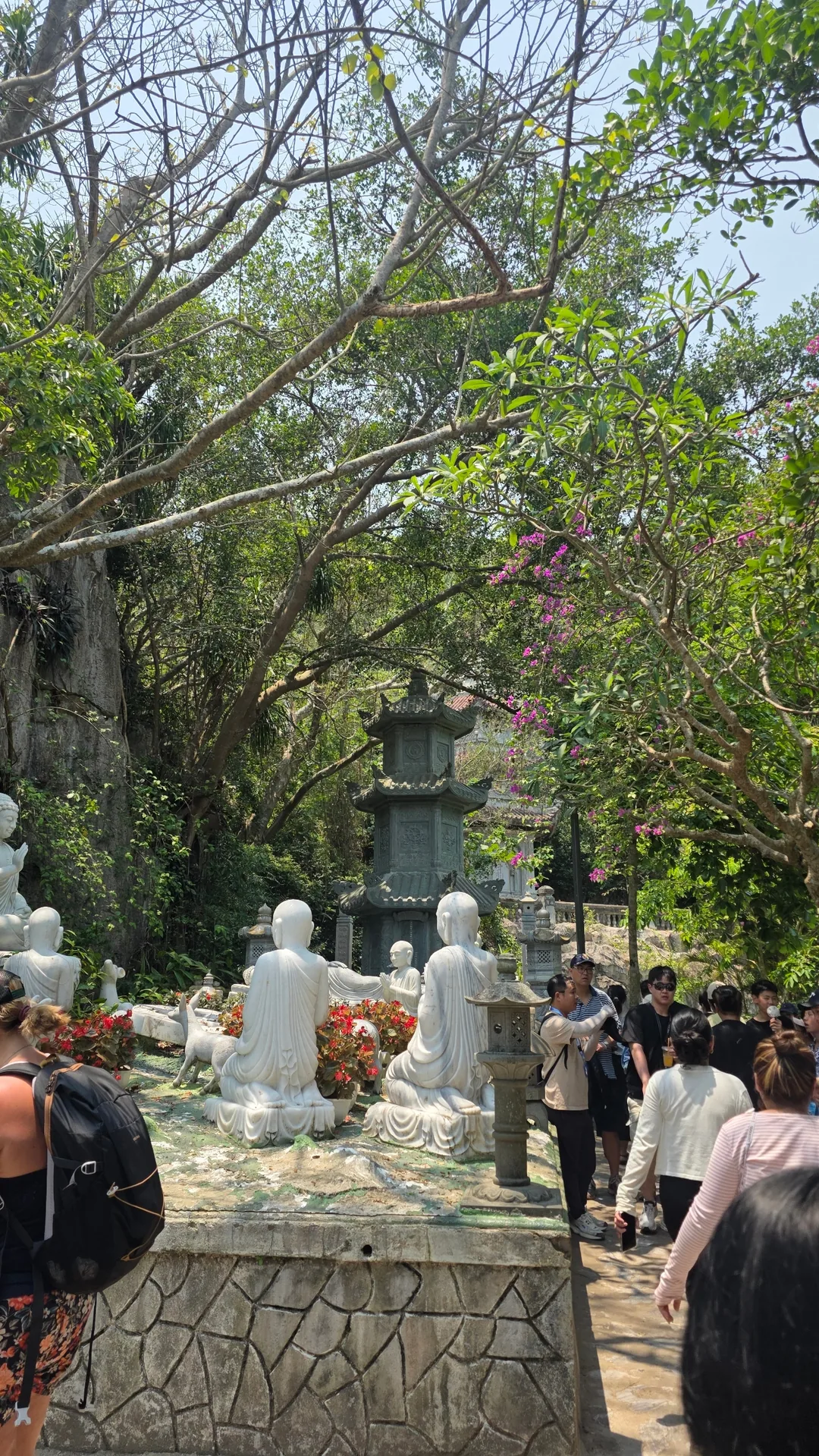 ✈️Ghé thăm Ngũ Hành Sơn trong lịch trình Hội An! Xem giá vé vào Ngũ Hành Sơn!😍
