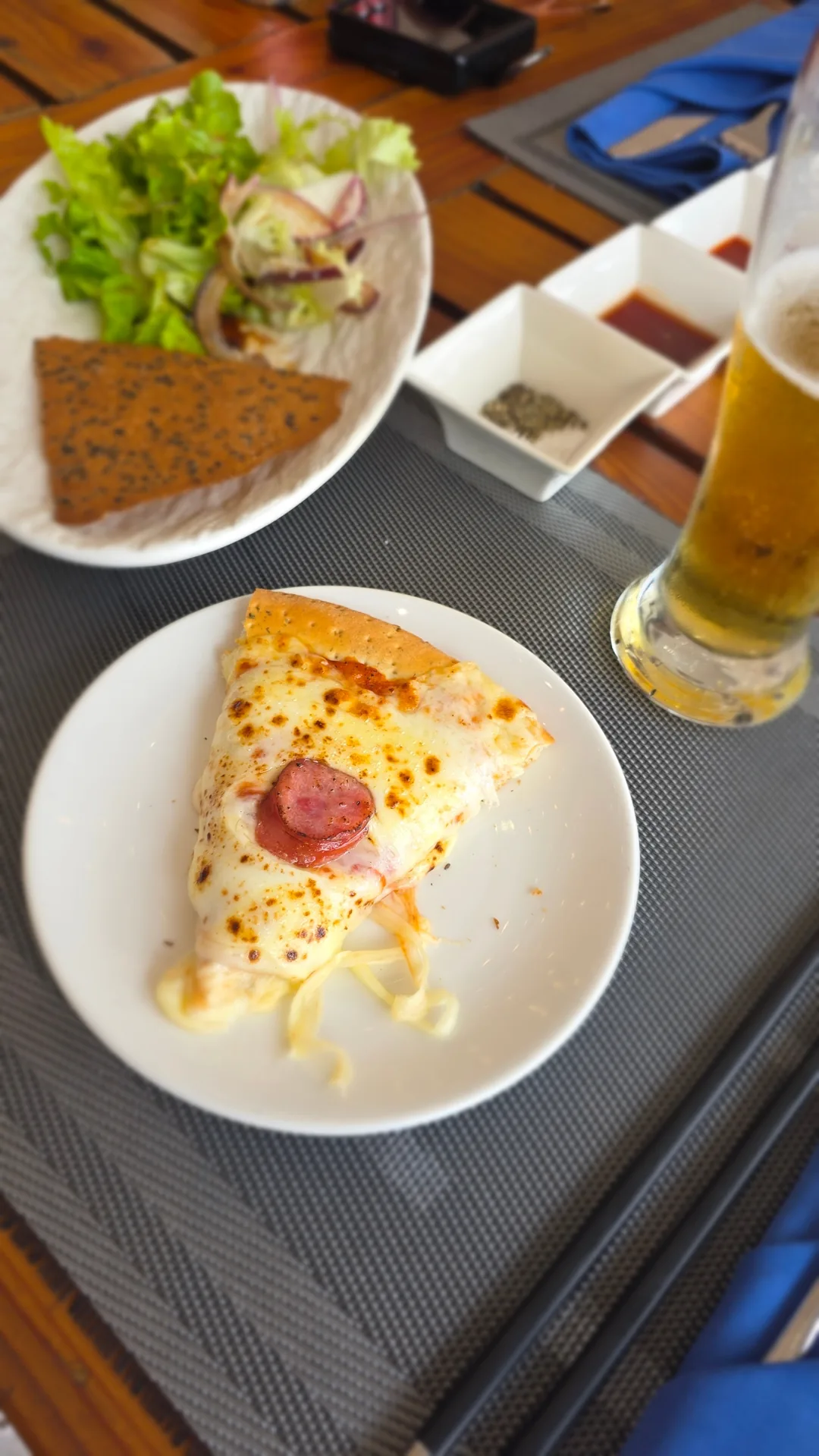 ✈️Ngày thứ 3 sẽ có lịch trình vui chơi với nước tại bãi biển Morae~ Tí tách tí tách!