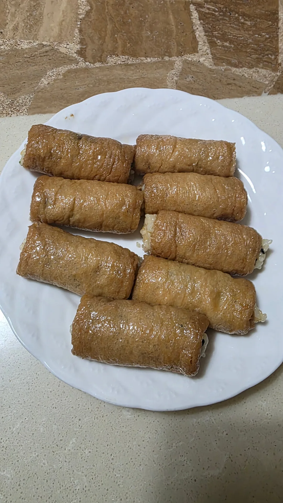 Thứ Ba tươi cười rạng rỡ~