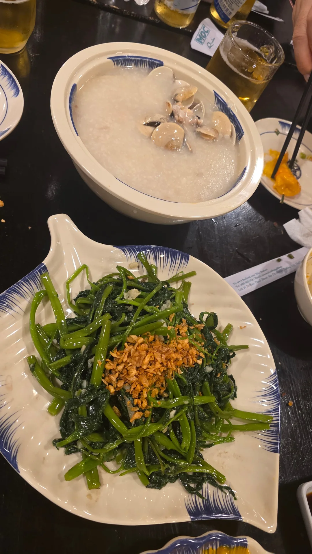✈️Đã đến Đà Nẵng rồi thì đi ăn hải sản ngon thả ga thôi nào~😁