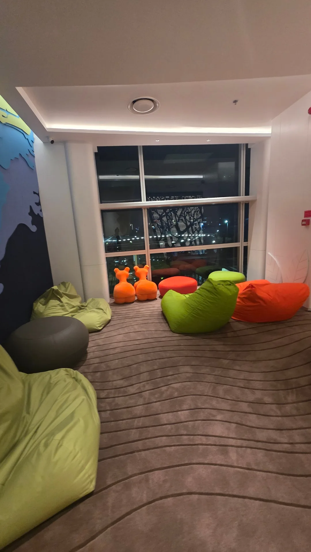 ✈️Khu miễn thuế sân bay Đà Nẵng Bandara Lounge🤩