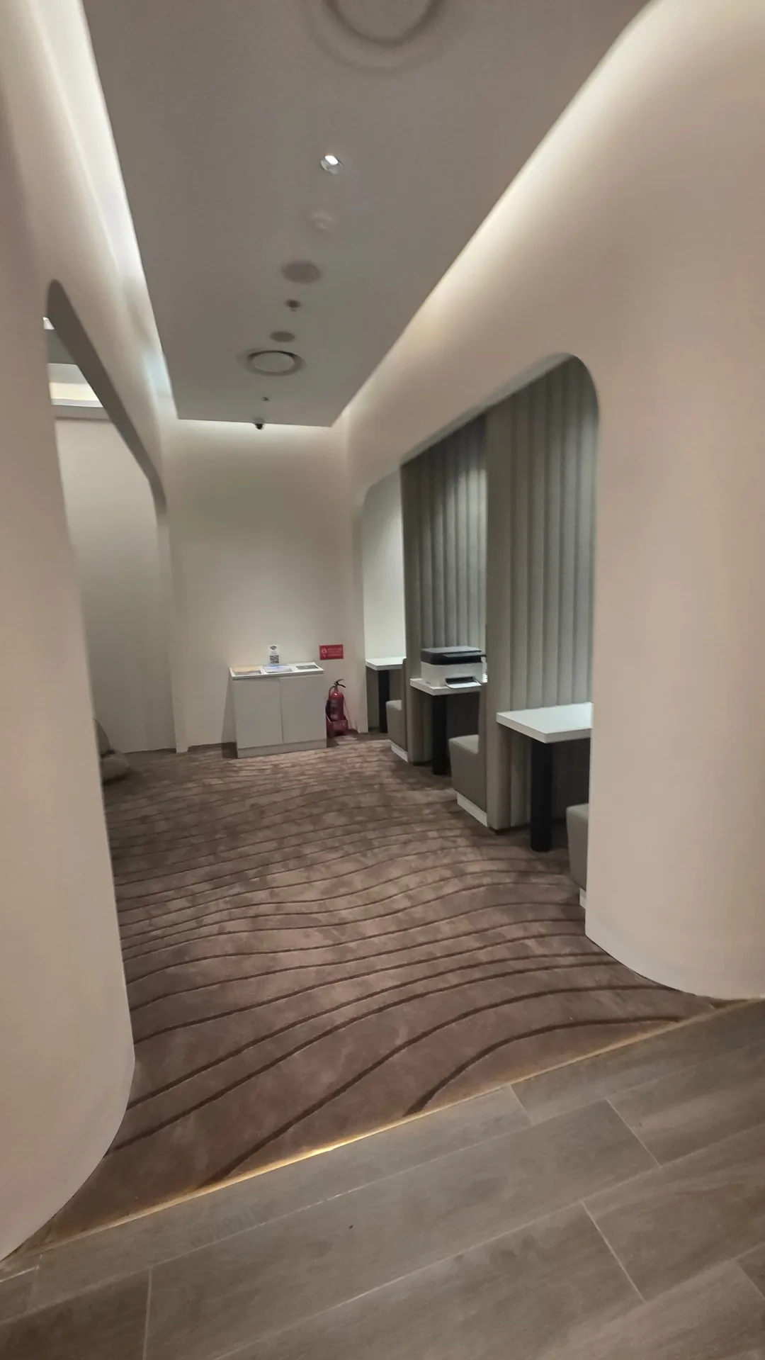 ✈️Khu miễn thuế sân bay Đà Nẵng Bandara Lounge🤩