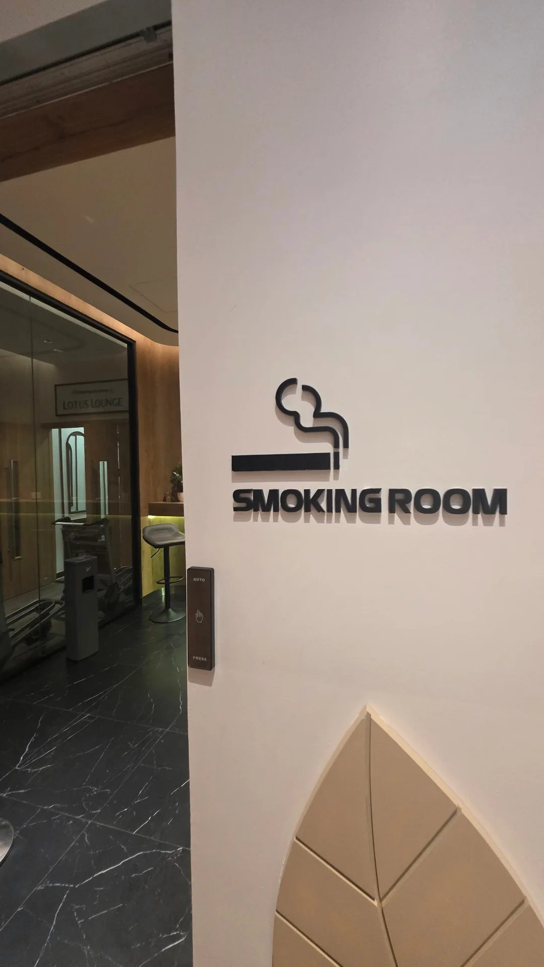 ✈️Khu miễn thuế sân bay Đà Nẵng Bandara Lounge🤩