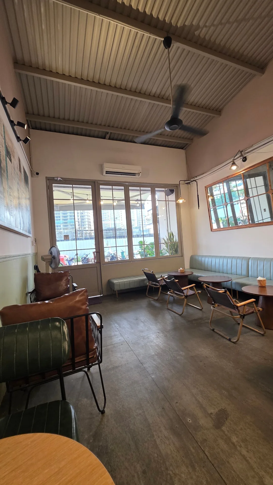 ✈️ Bánh mì địa phương Mỹ Khê - meet bánh mì và bánh mì xe đẩy vỉa hè
