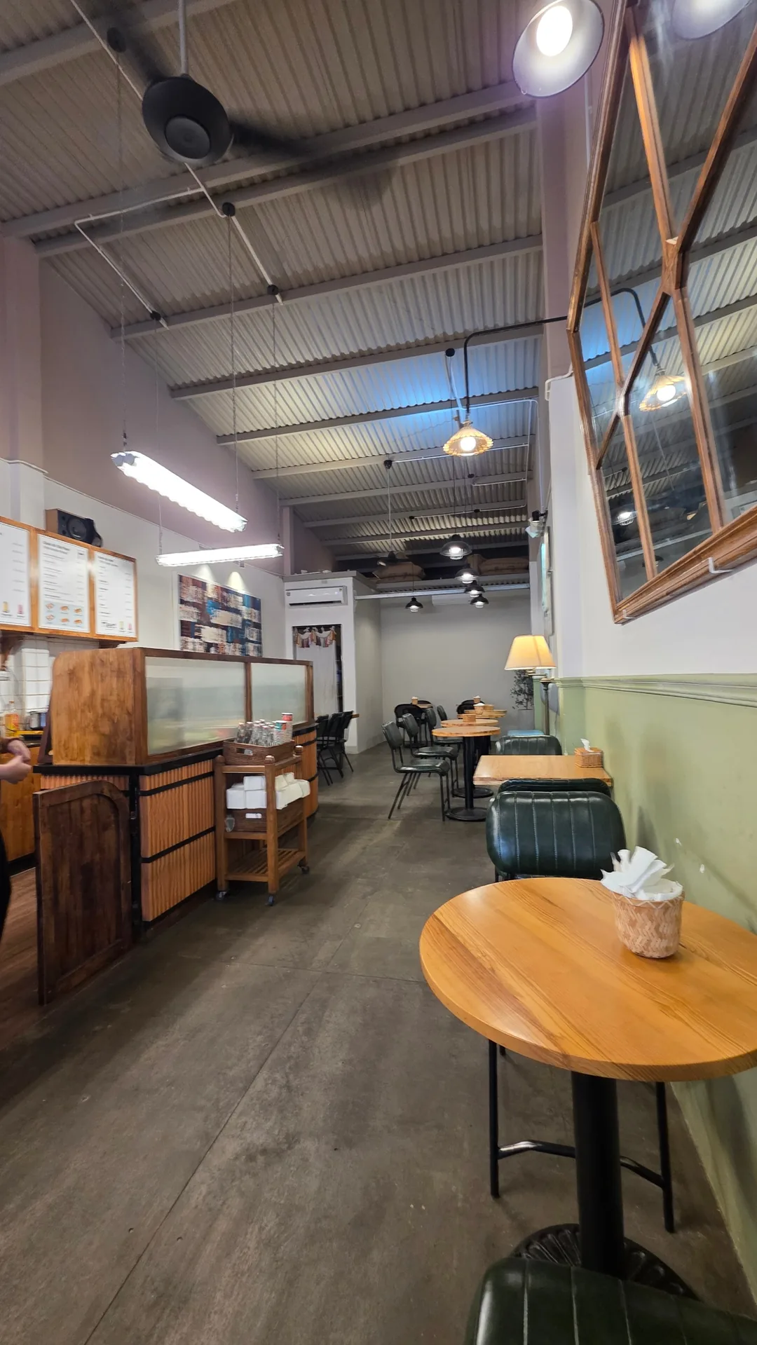 ✈️ Bánh mì địa phương Mỹ Khê - meet bánh mì và bánh mì xe đẩy vỉa hè