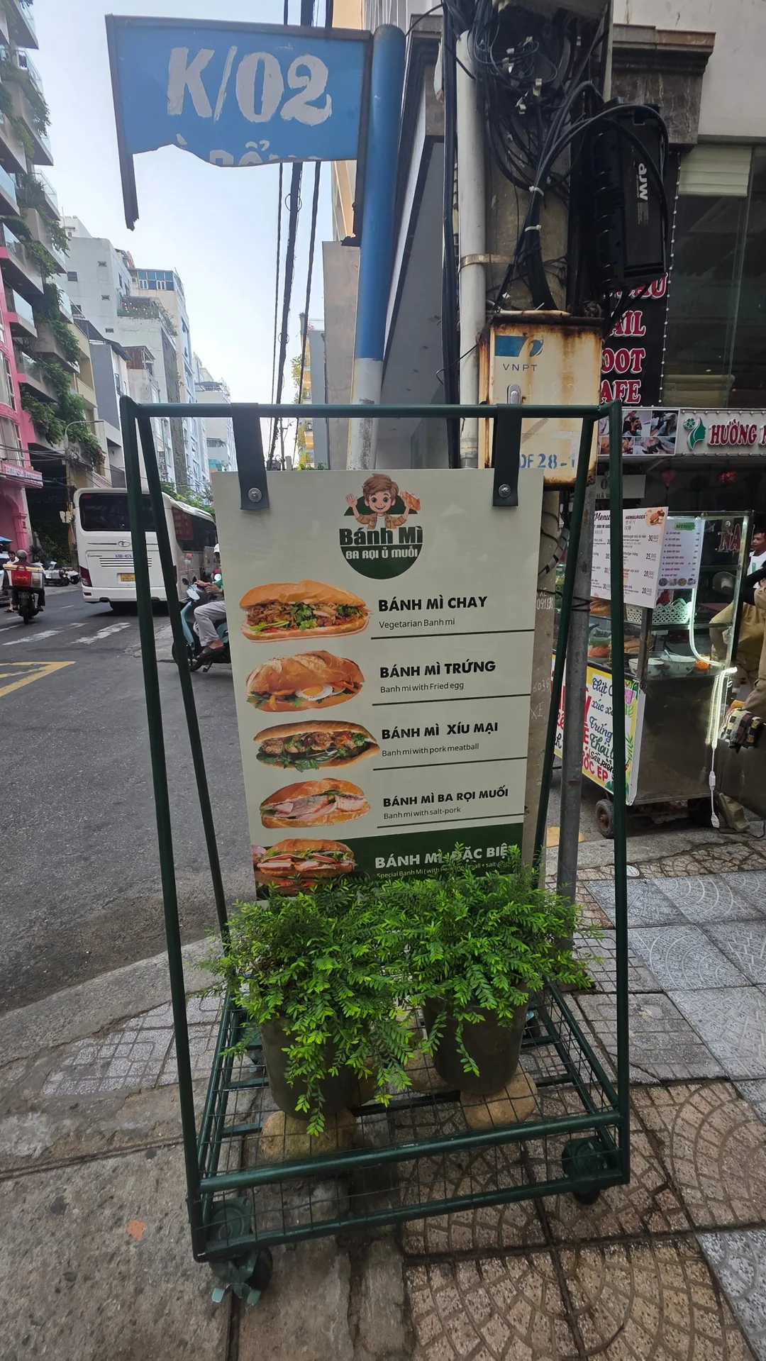 ✈️ Bánh mì địa phương Mỹ Khê - meet bánh mì và bánh mì xe đẩy vỉa hè