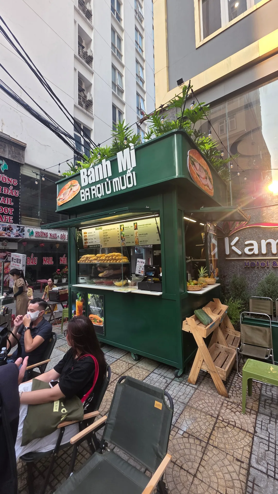 ✈️ Bánh mì địa phương Mỹ Khê - meet bánh mì và bánh mì xe đẩy vỉa hè