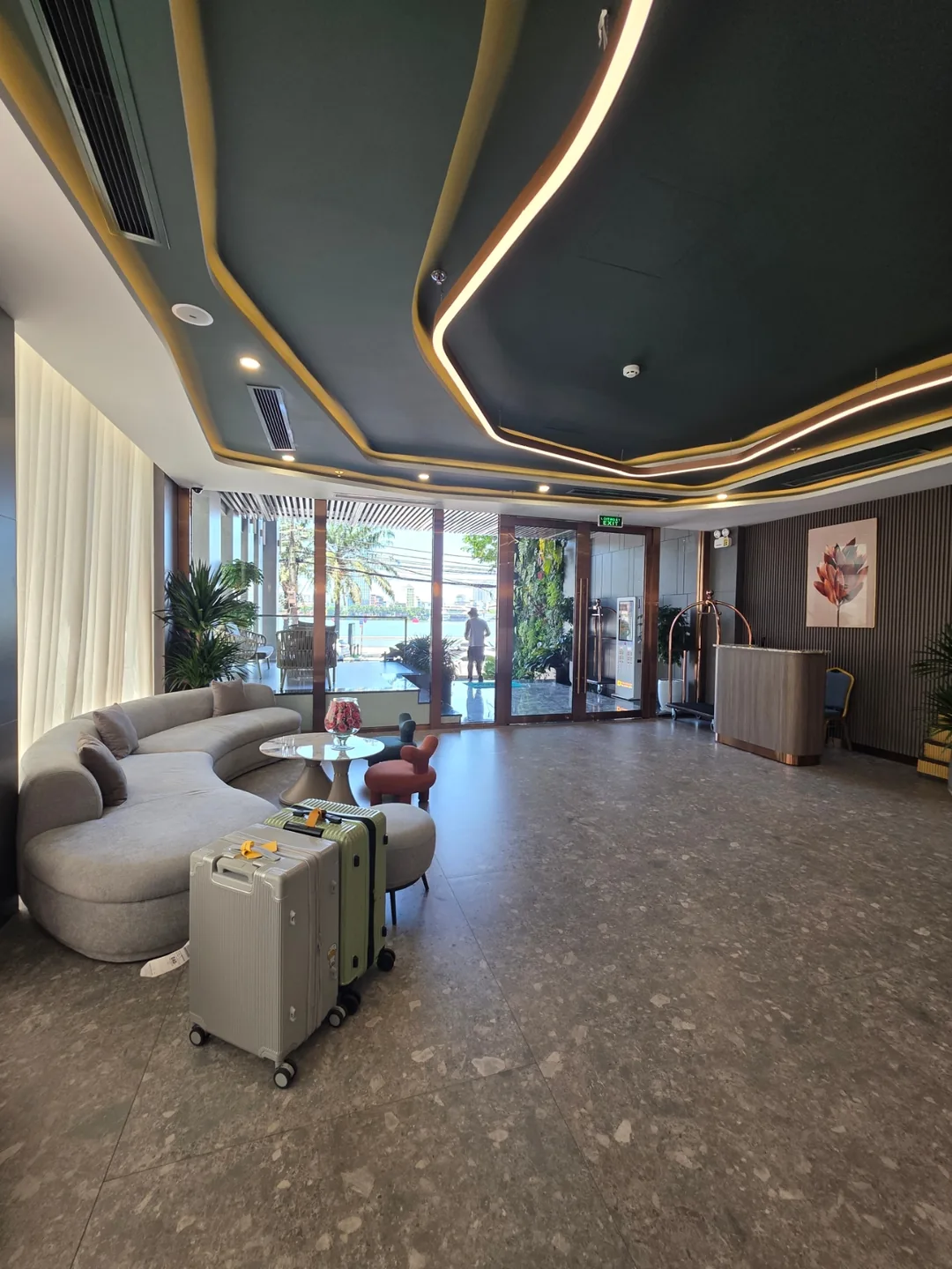 ✈️ Khách sạn Tân Phương Nam Galaxy cạnh chợ Hàn (Tan Phuong Nam Galaxy River Front Hotel)