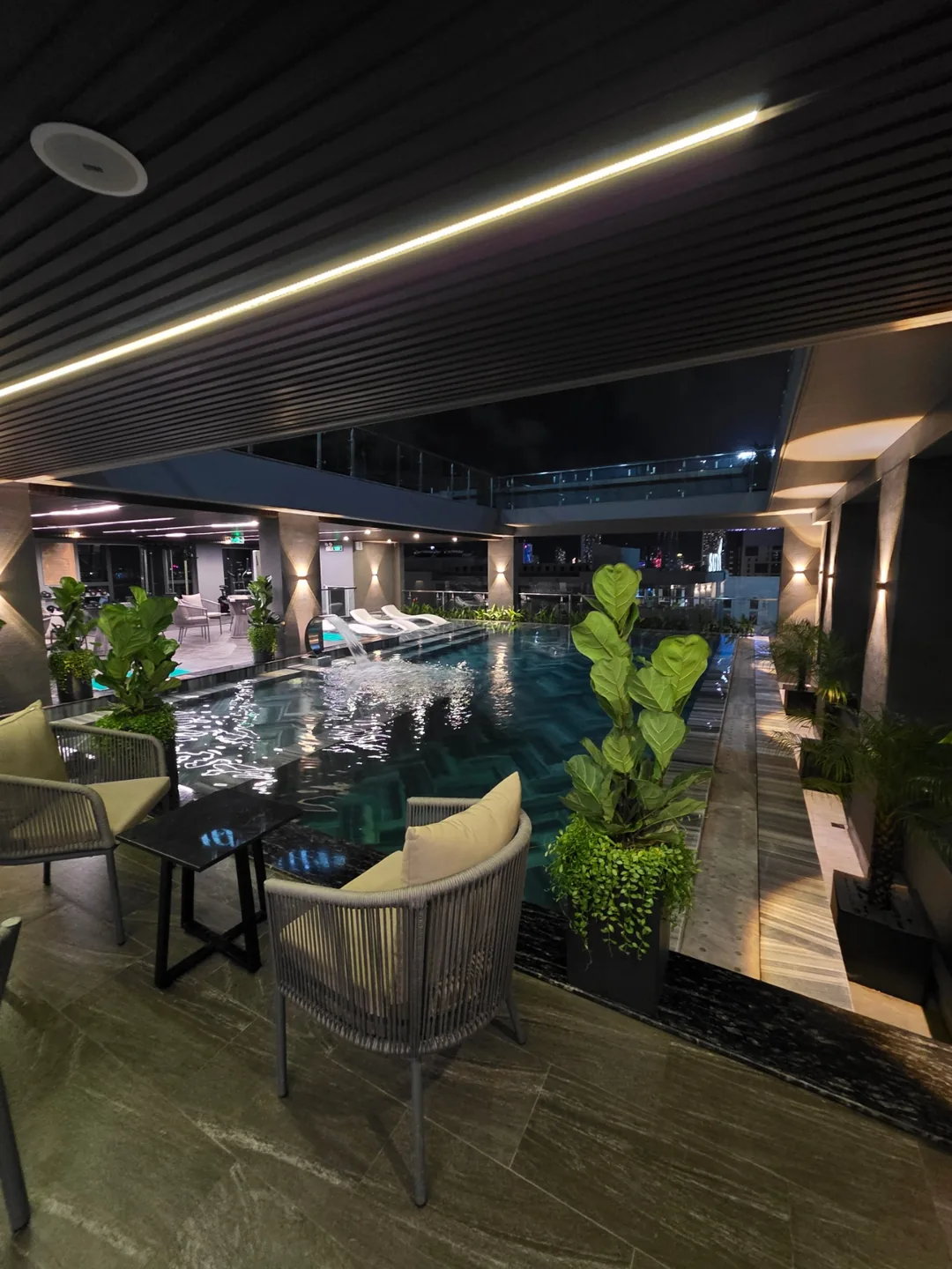 ✈️ Khách sạn Tân Phương Nam Galaxy cạnh chợ Hàn (Tan Phuong Nam Galaxy River Front Hotel)