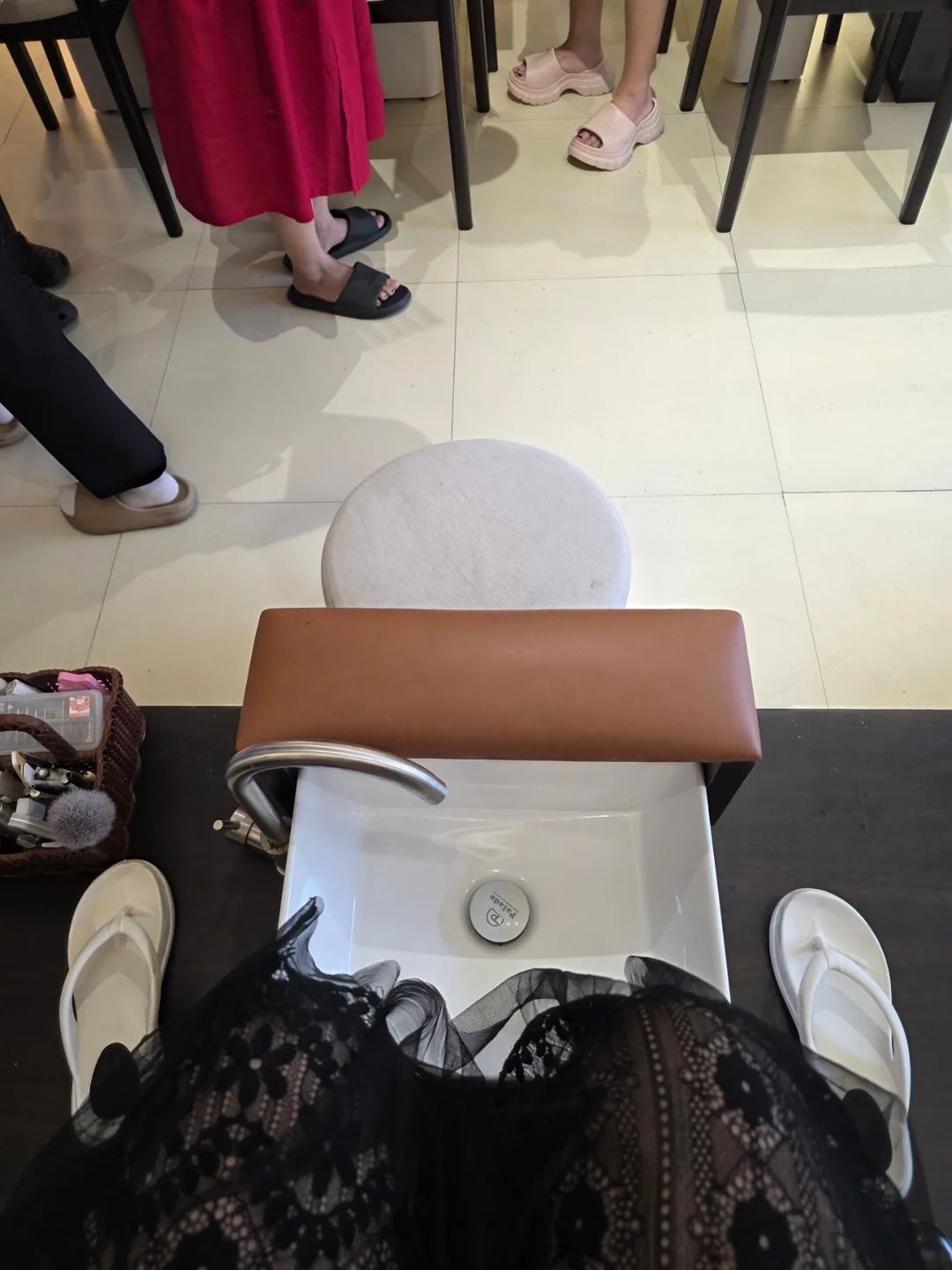 ✈️Quay lại tiệm Haru Spa & Nail gần chợ Hansi🤩
