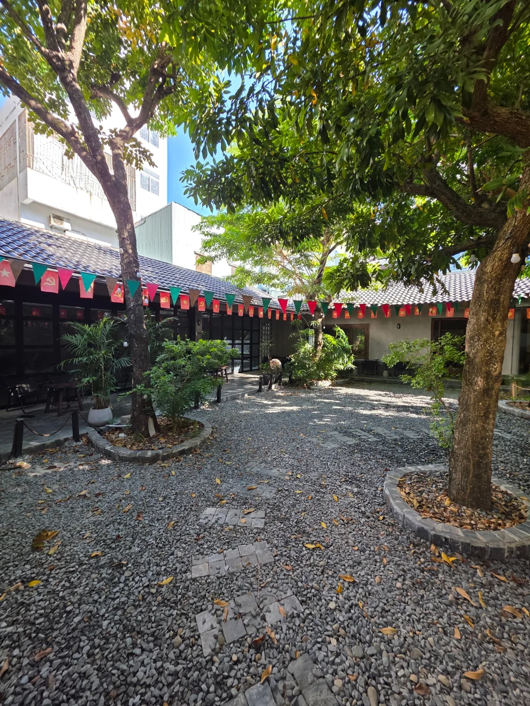 ✈️Quán cà phê ẩn giấu gần chợ Hansi - Hichi Cafe (HICHI Coffee)