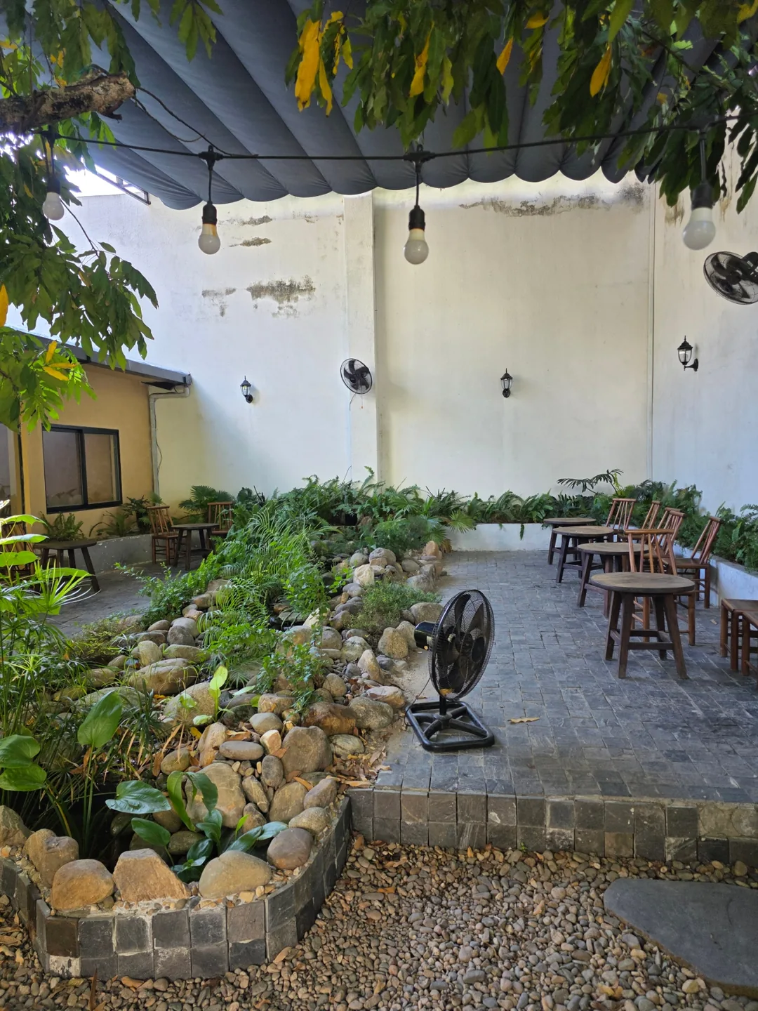 ✈️Quán cà phê ẩn giấu gần chợ Hansi - Hichi Cafe (HICHI Coffee)
