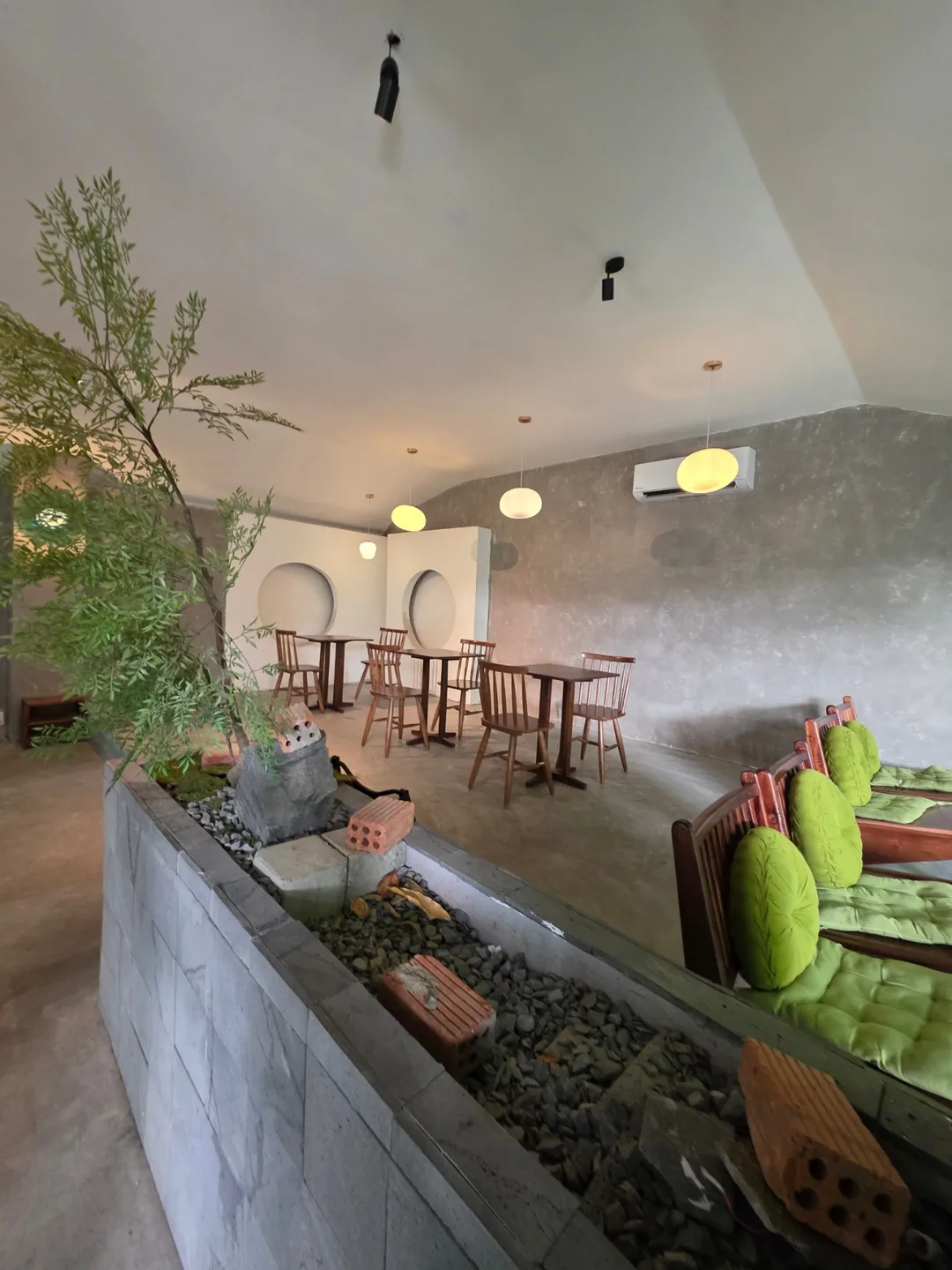 ✈️Quán cà phê ẩn giấu gần chợ Hansi - Hichi Cafe (HICHI Coffee)