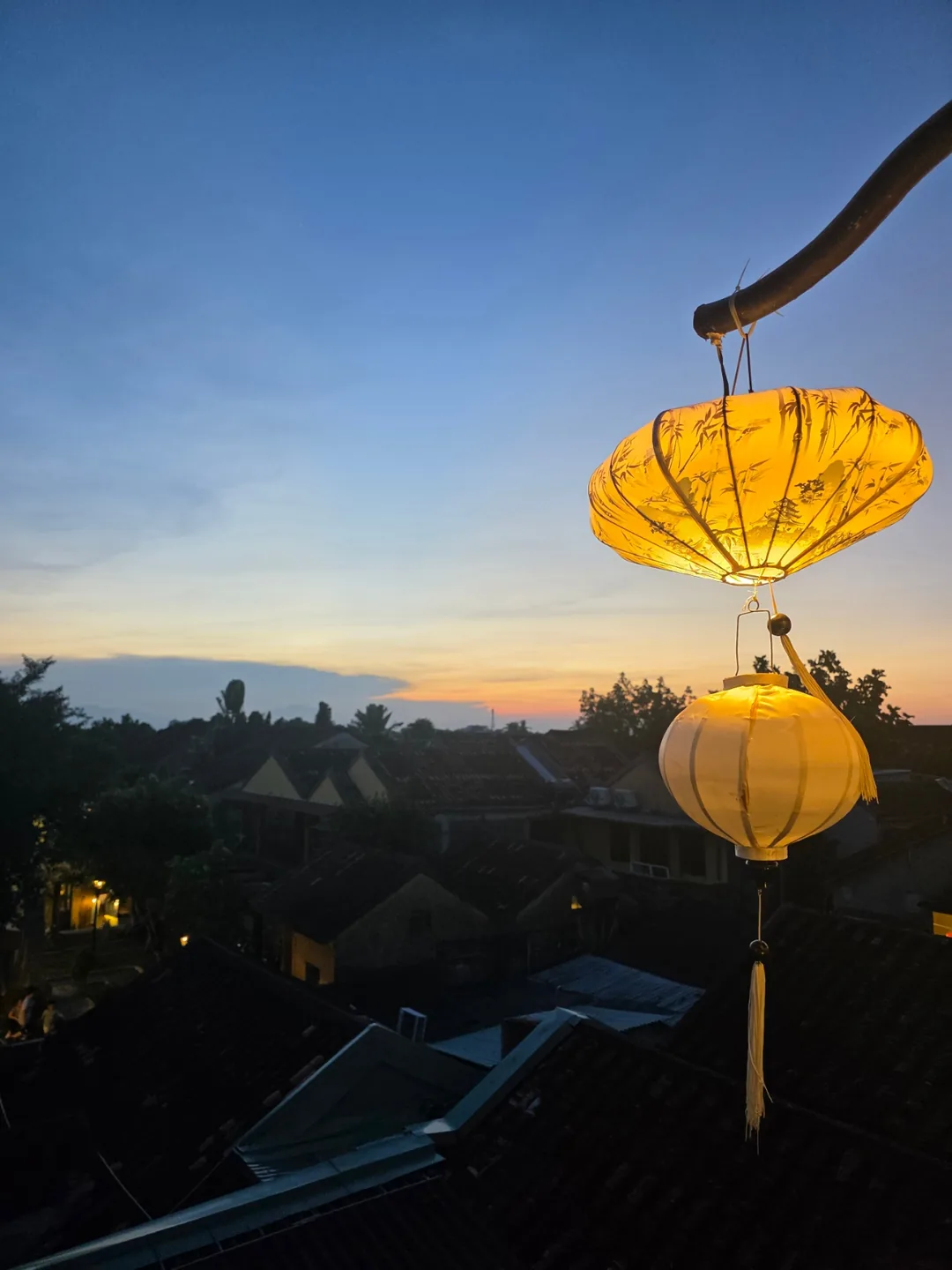 ✈️Nhất định phải ghé quán cà phê rooftop để ngắm hoàng hôn ở Hội An nhé-Quán cà phê rooftop Faifo Coffee😍