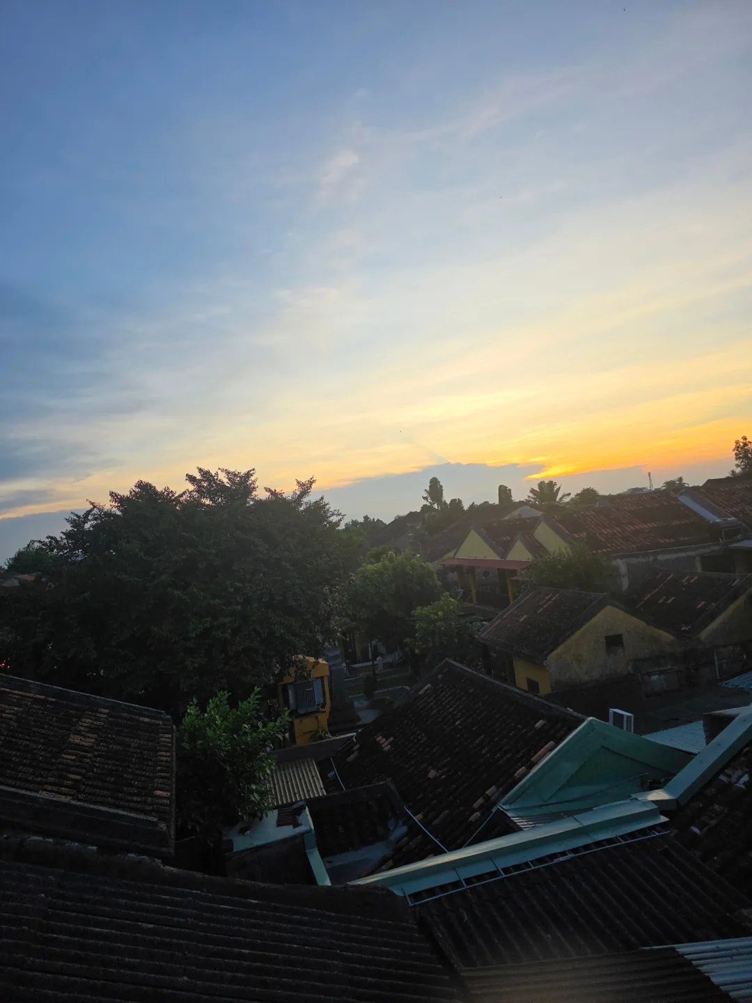 ✈️Nhất định phải ghé quán cà phê rooftop để ngắm hoàng hôn ở Hội An nhé-Quán cà phê rooftop Faifo Coffee😍