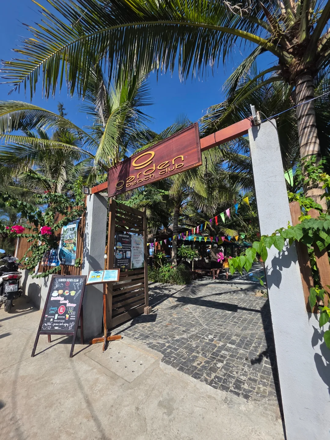 ✈️Bãi biển ngay trước phòng, nhà hàng cà phê có hồ bơi - Garden Beach Club