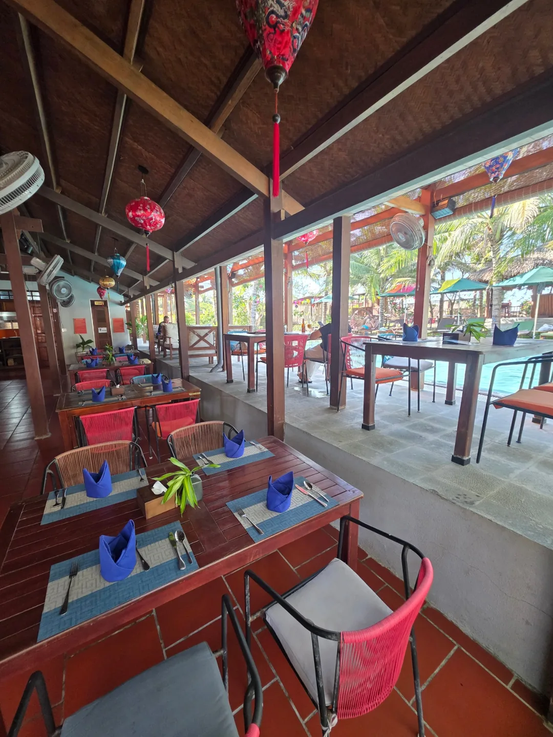 ✈️Bãi biển ngay trước phòng, nhà hàng cà phê có hồ bơi - Garden Beach Club