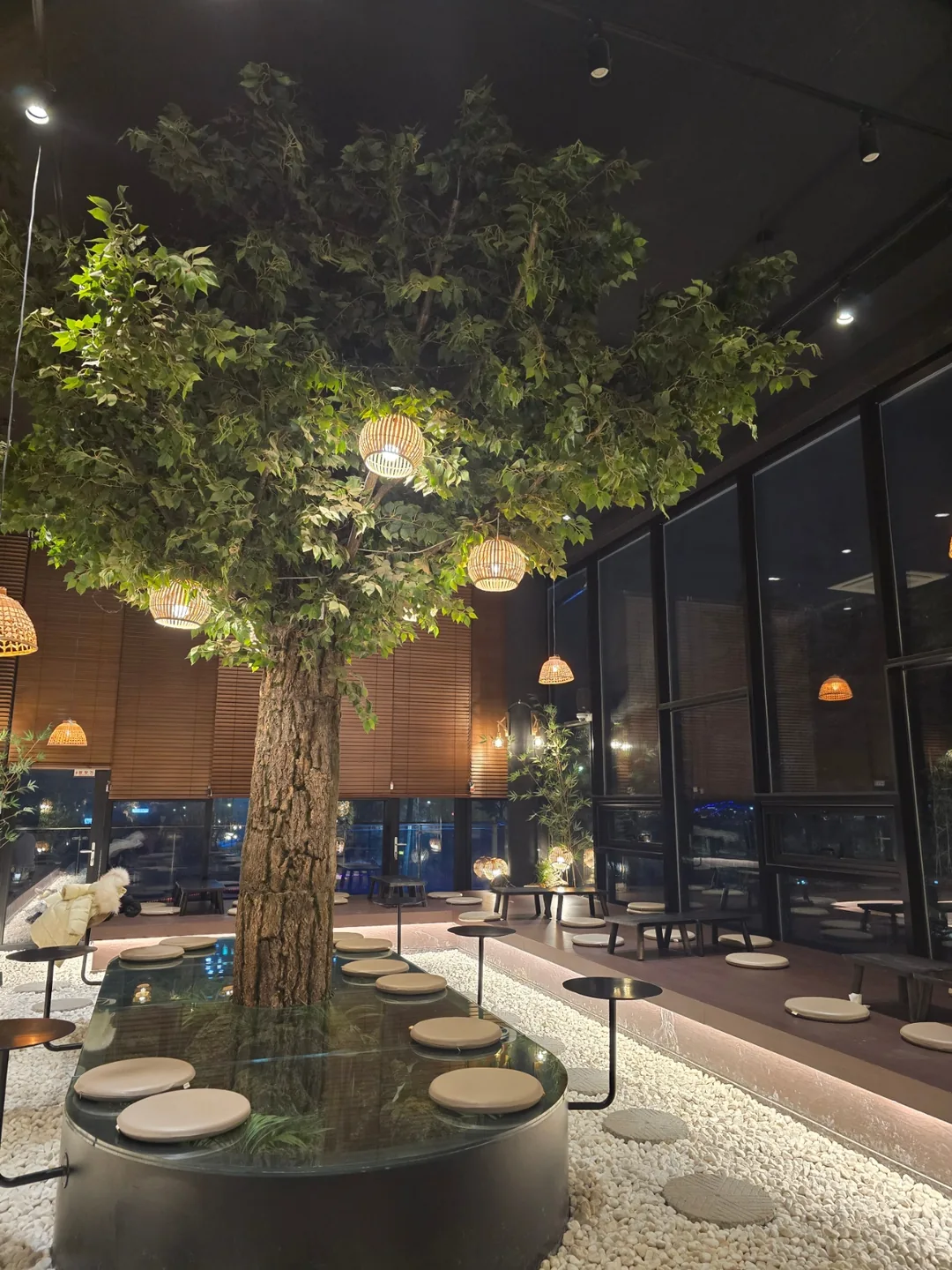 (Du lịch) Điểm ngắm view đẹp ở hồ chứa nước Mulwang - Lakewood Cafe☕️