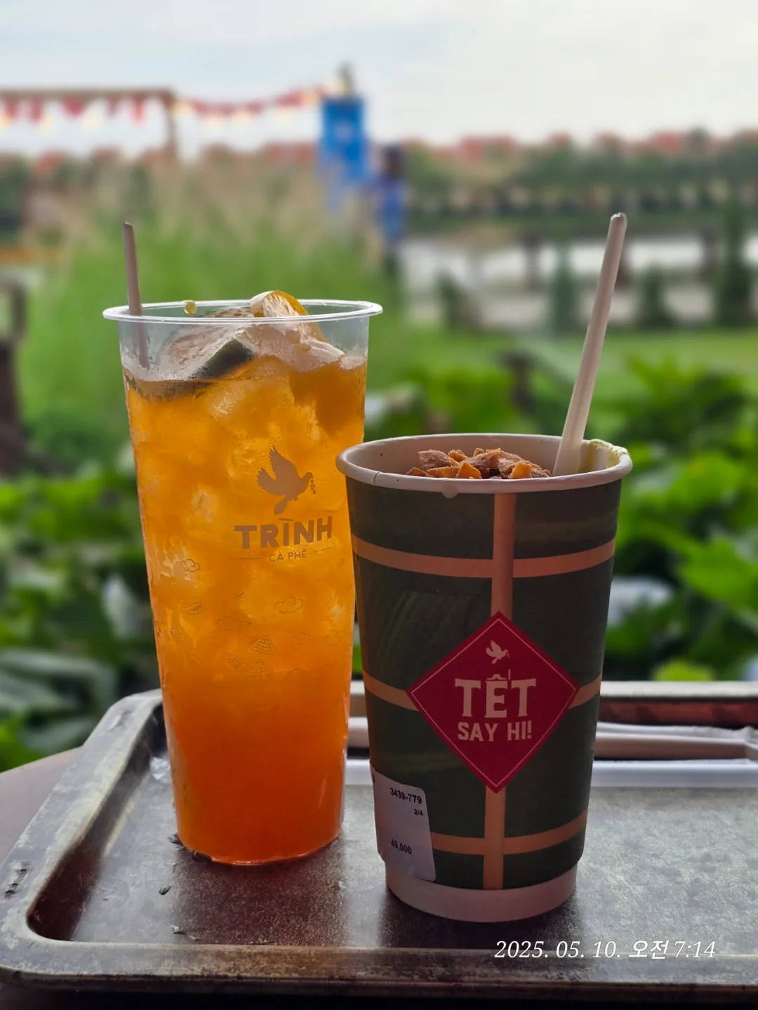 ☕ Một tách cà phê tại Trung Nguyên Cafe~