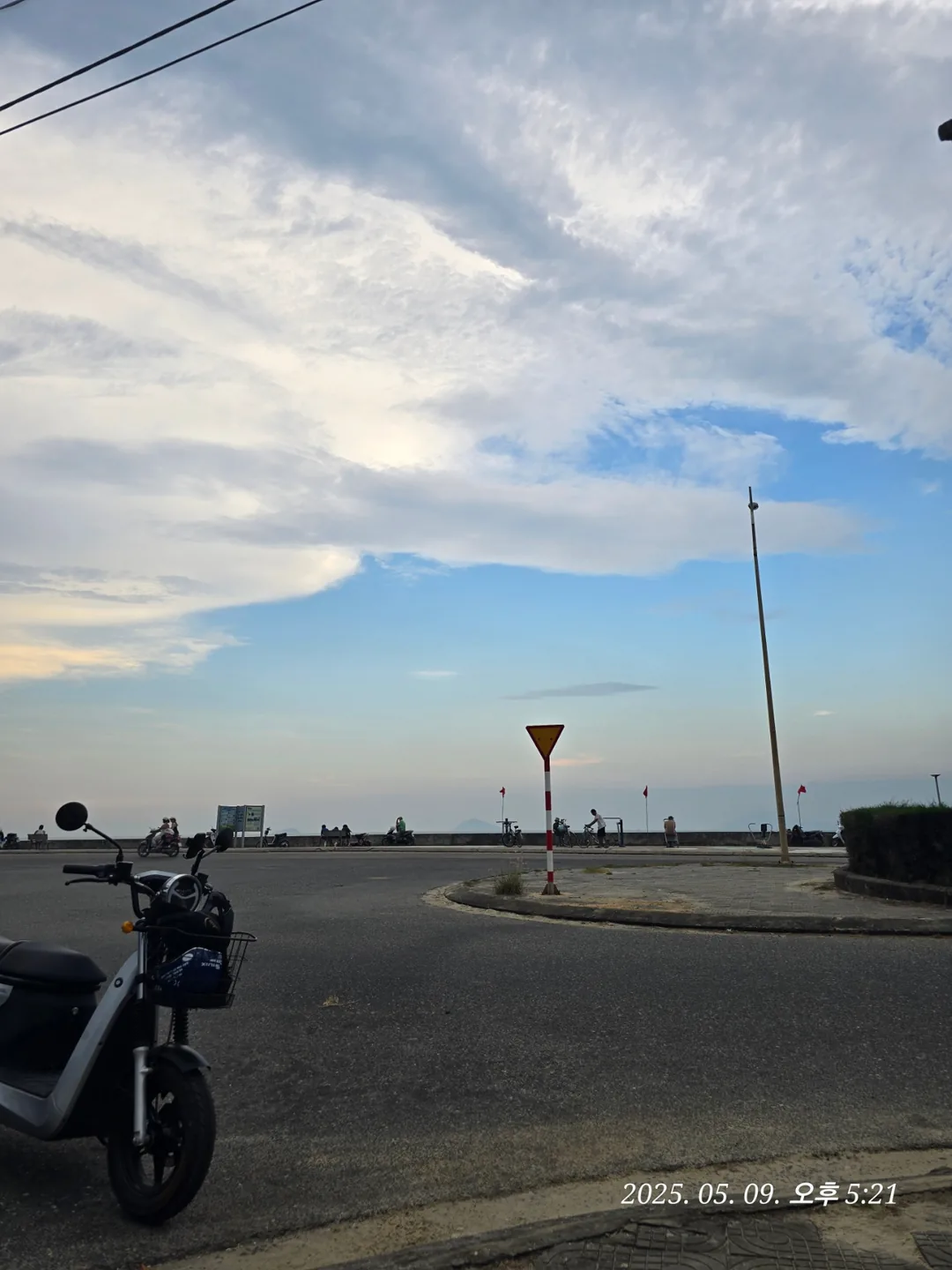 🇻🇳 Review Đà Nẵng ✈️ Một ly nước mía ở nơi có view đẹp 🥤