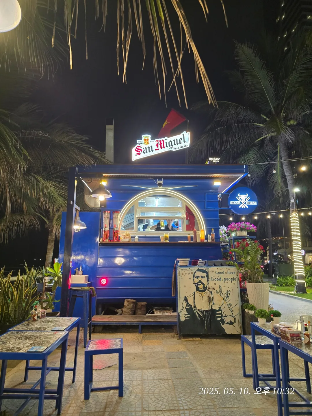 🇻🇳 Đánh giá Đà Nẵng ✈️ Bãi biển Mỹ Khê Herbal Pizza 🍕 🍻