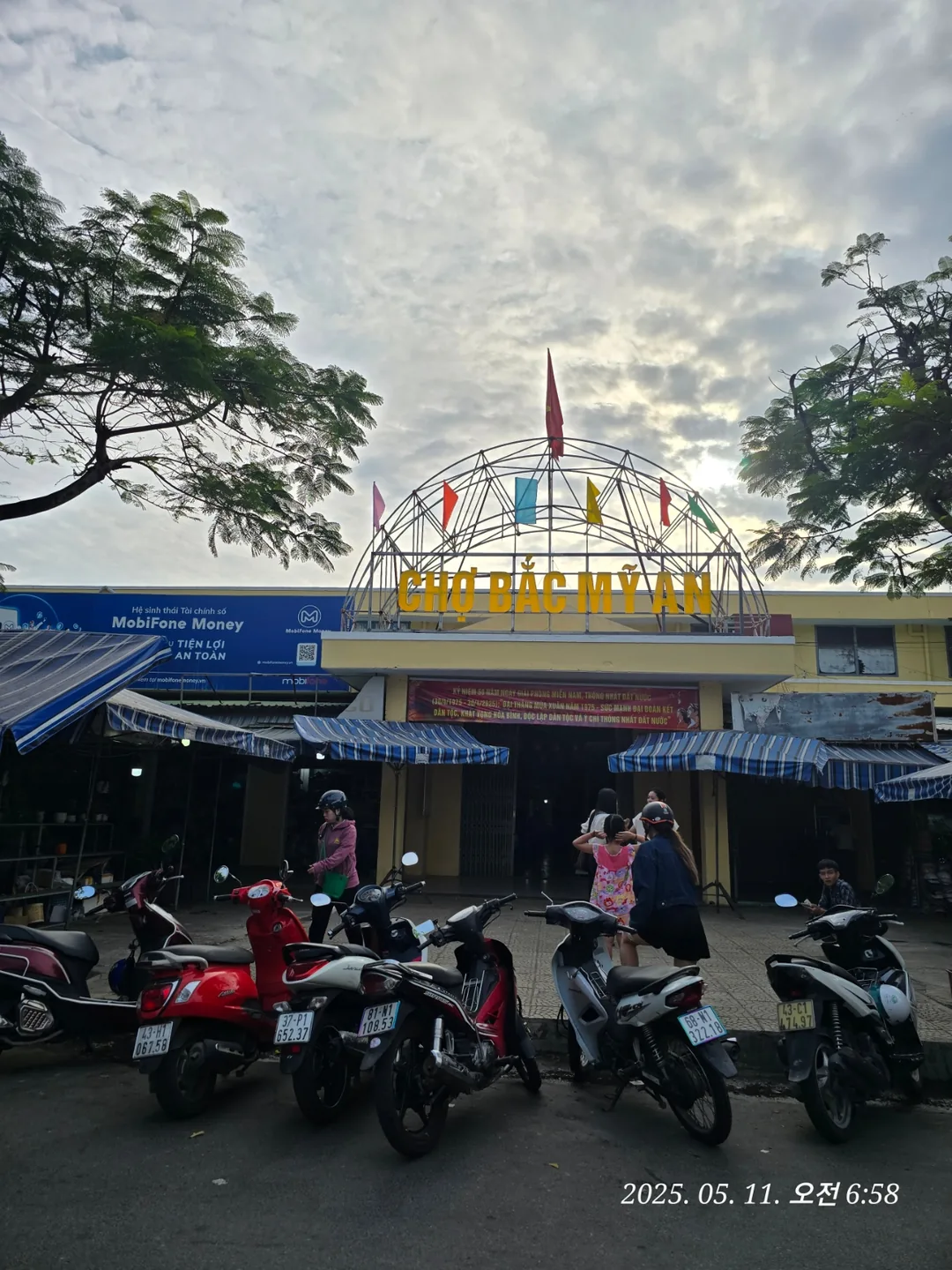 🇻🇳 Nhật ký Đà Nẵng ✈️ Dạo chơi chợ Bắc Mỹ An