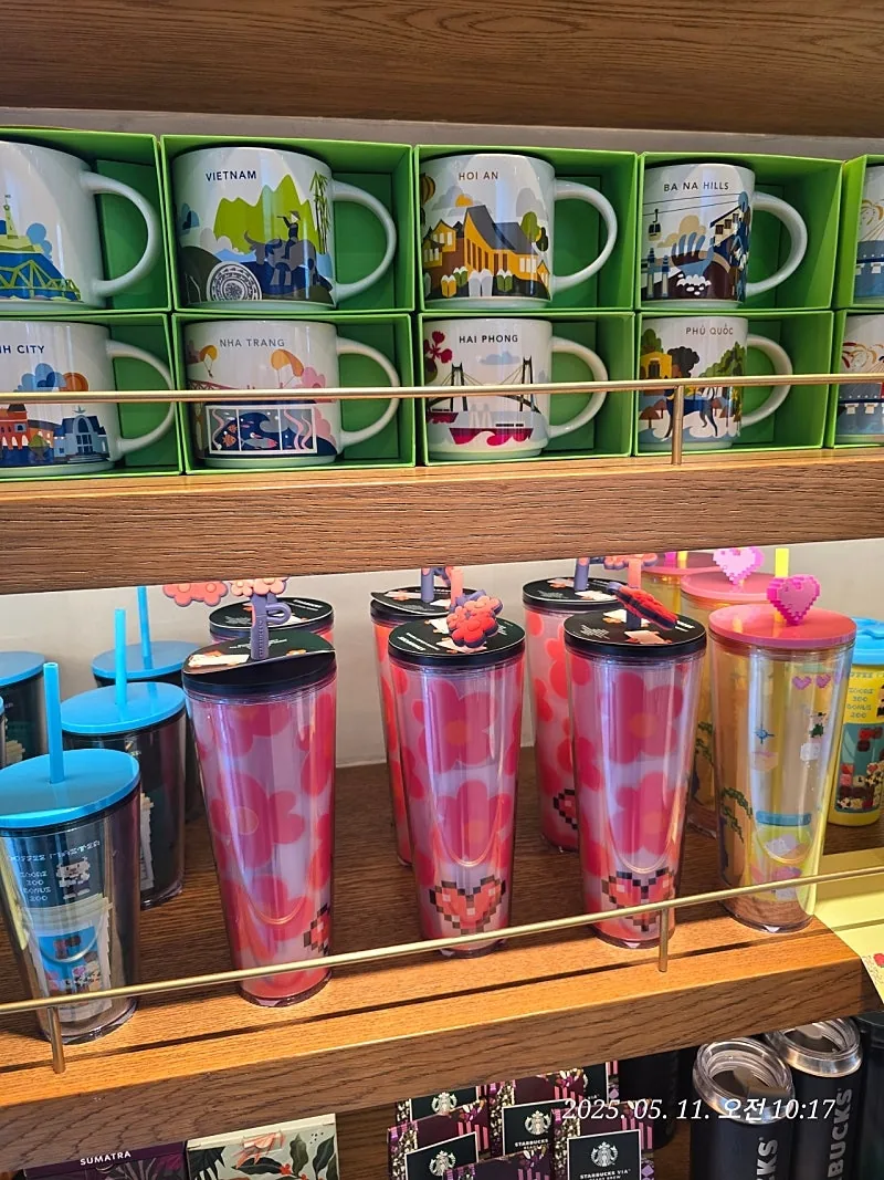 🇻🇳 Nhật ký du lịch Đà Nẵng ✈️ từ Starbucks ở biển Mỹ Khê~
