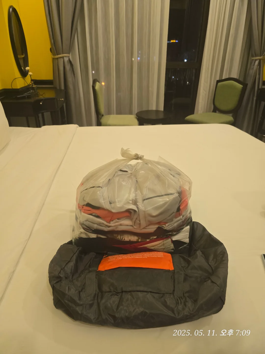 🇻🇳 Review Đà Nẵng ✈️ Charming Beauty Hotel Laundry 👍