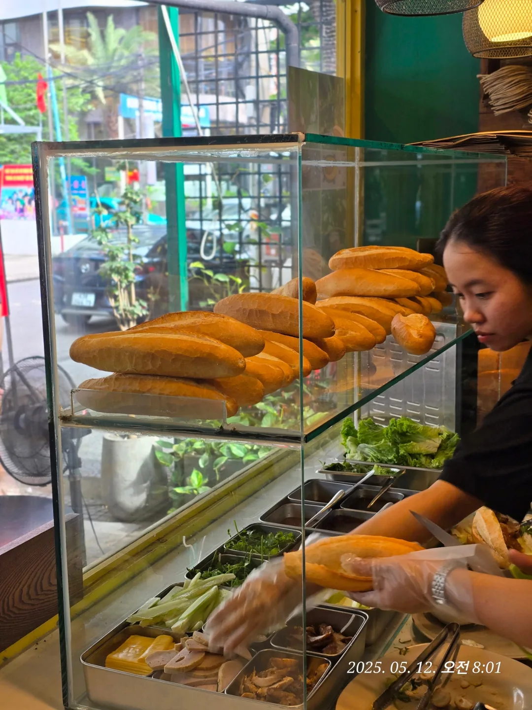 🇻🇳 Đánh giá Đà Nẵng ✈️ Quán bánh mì ngon: Eum Banh Mi 🌯