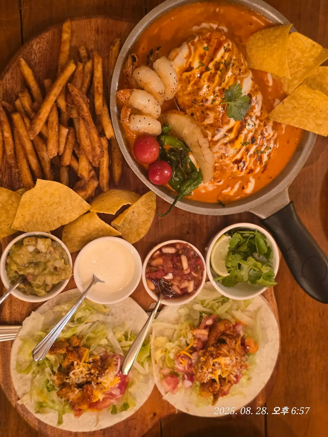 (Du lịch) Quán taco ngon bá cháy, ăn là mê! 🌮