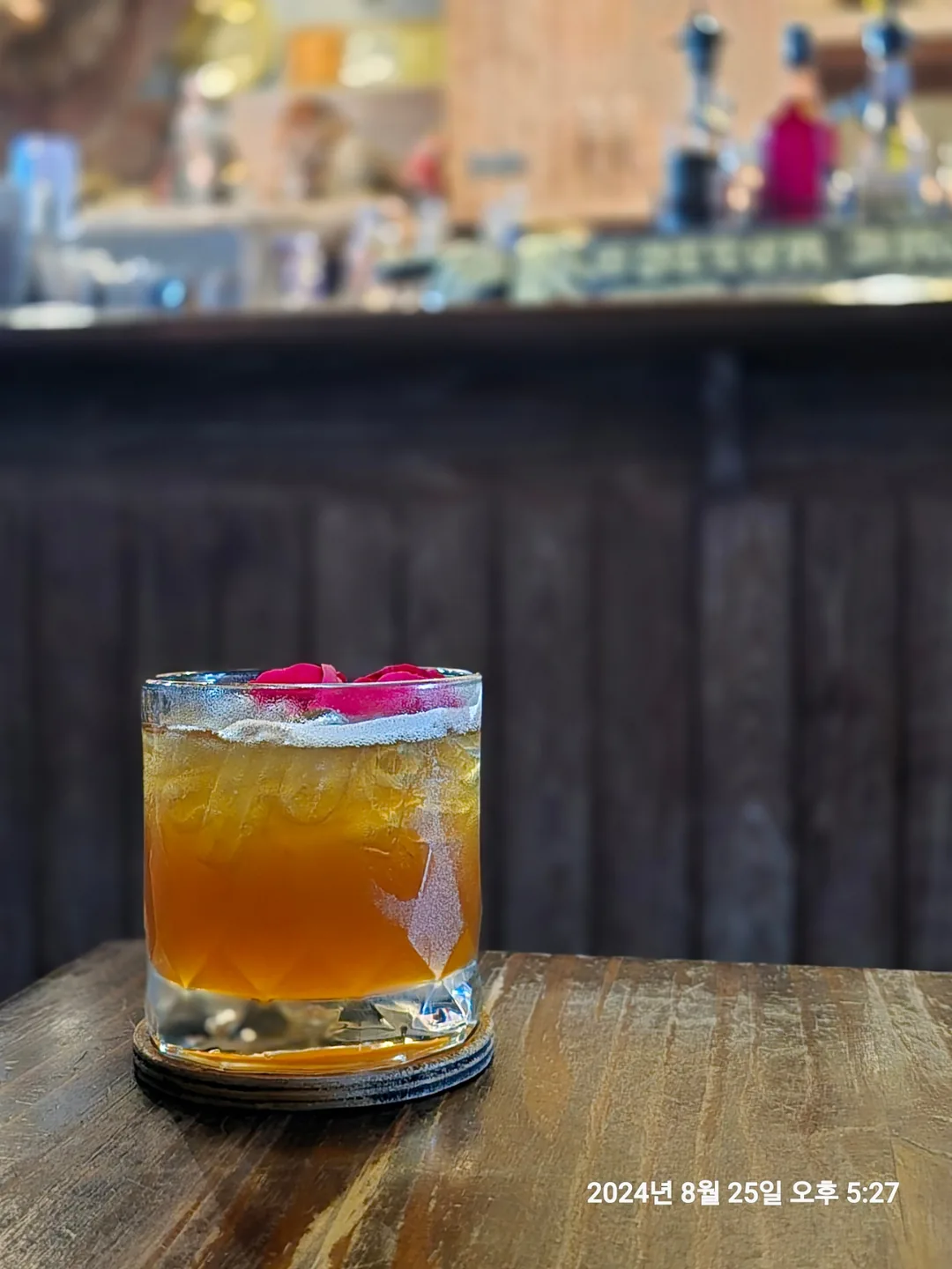 (Du lịch) Phố cổ Phuket mad hog tavern