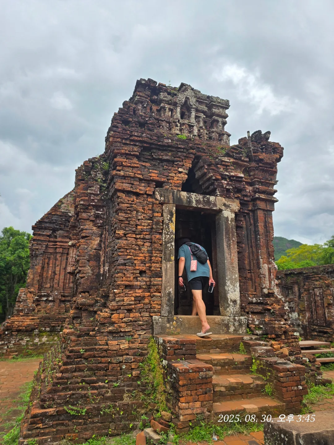 Review Đà Nẵng ✈️ Khám phá di tích Mỹ Sơn 3
