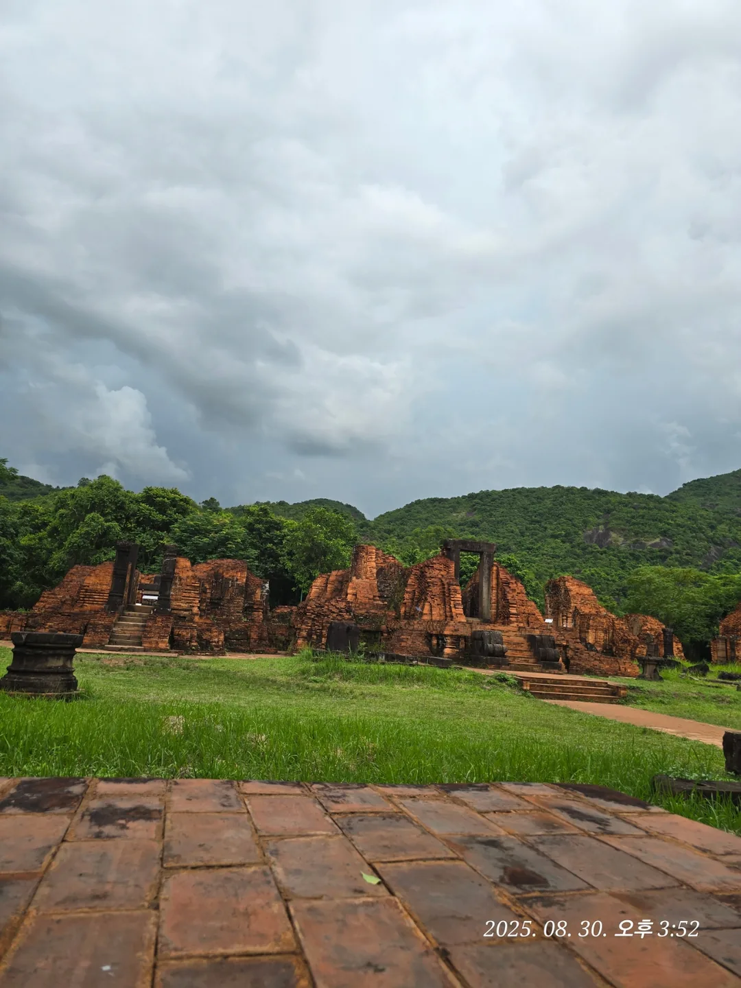 Review Đà Nẵng ✈️ Khám phá di tích Mỹ Sơn 3