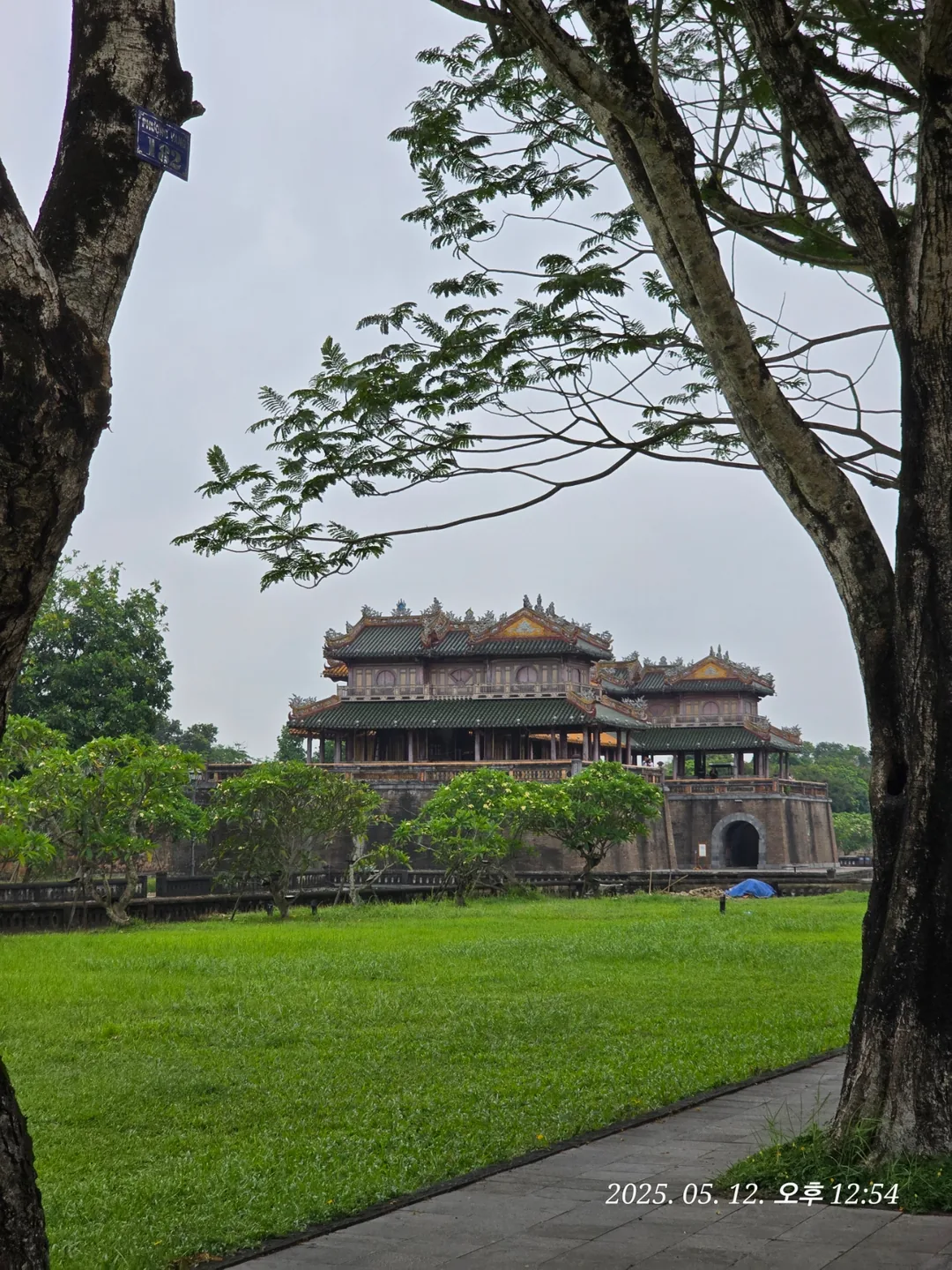 Review Đà Nẵng ✈️ Tham quan Hoàng cung Huế