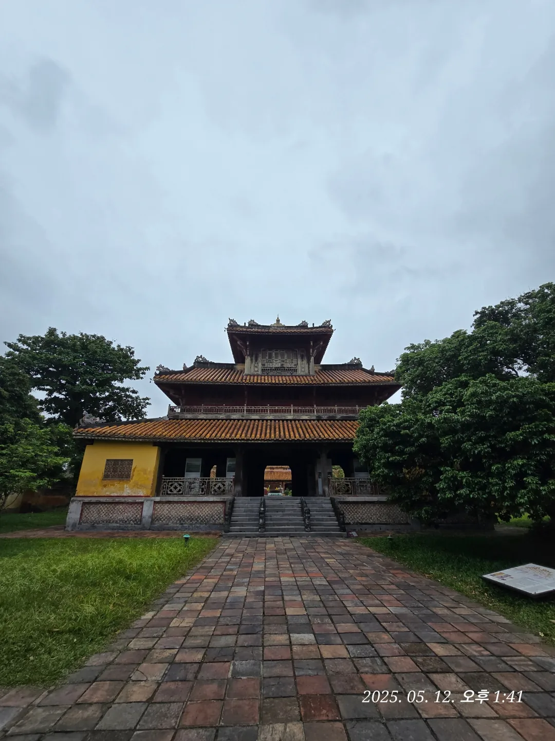 Review Đà Nẵng ✈️ Tham quan Hoàng cung Huế