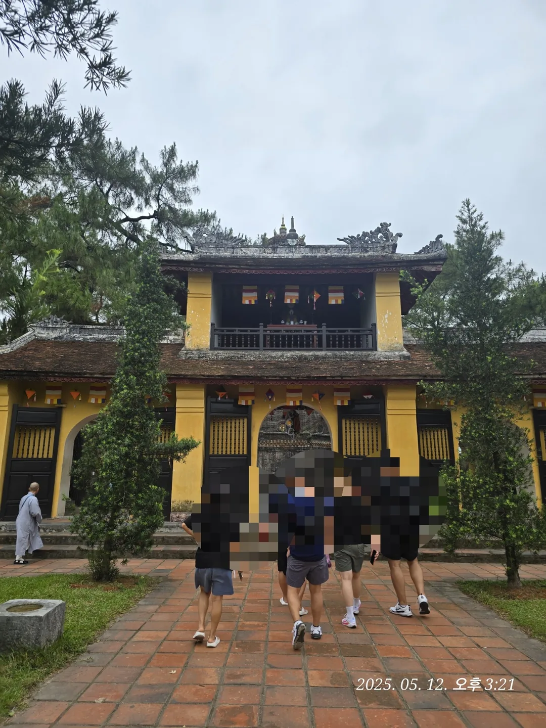 Review Đà Nẵng ✈️ Tham quan chùa Thiên Mụ Huế