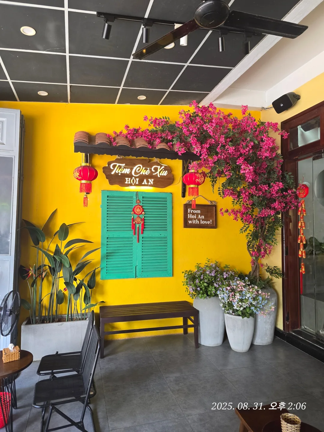 Review Đà Nẵng ✈️ Quán chè ngon ở Hội An!
Tiệm Chè Xíu