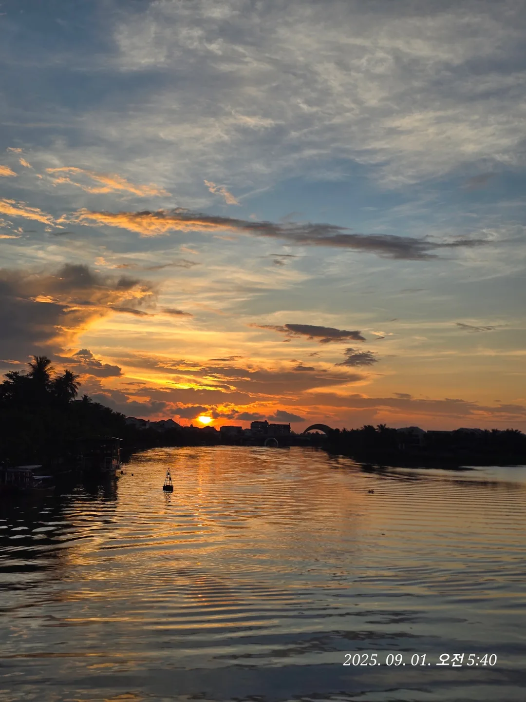 Review Đà Nẵng ✈️ Bình minh ở Hội An 🌅