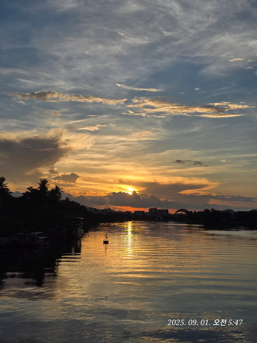 Review Đà Nẵng ✈️ Bình minh ở Hội An 🌅