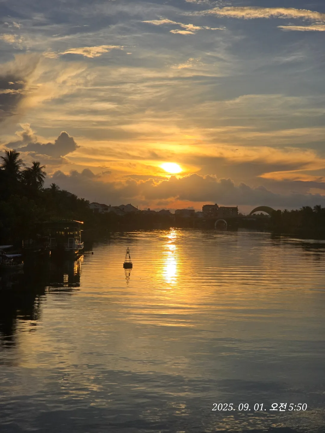 Review Đà Nẵng ✈️ Bình minh ở Hội An 🌅