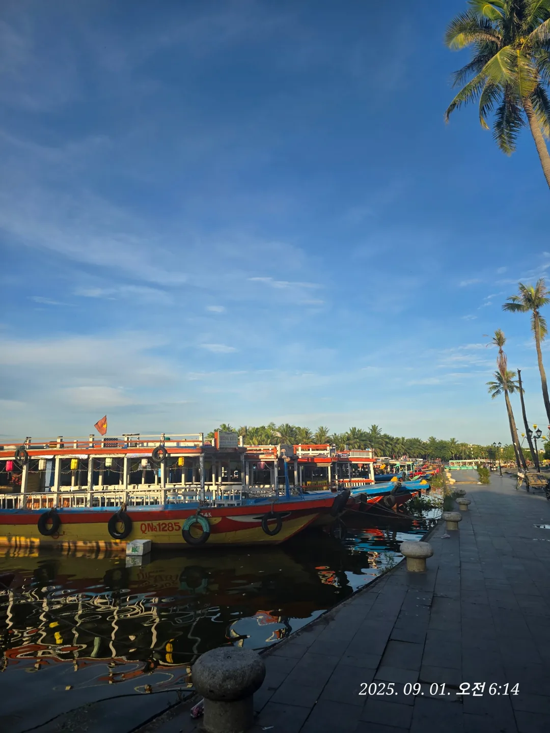 Review Đà Nẵng ✈️ Dạo quanh chợ sáng sớm Hội An