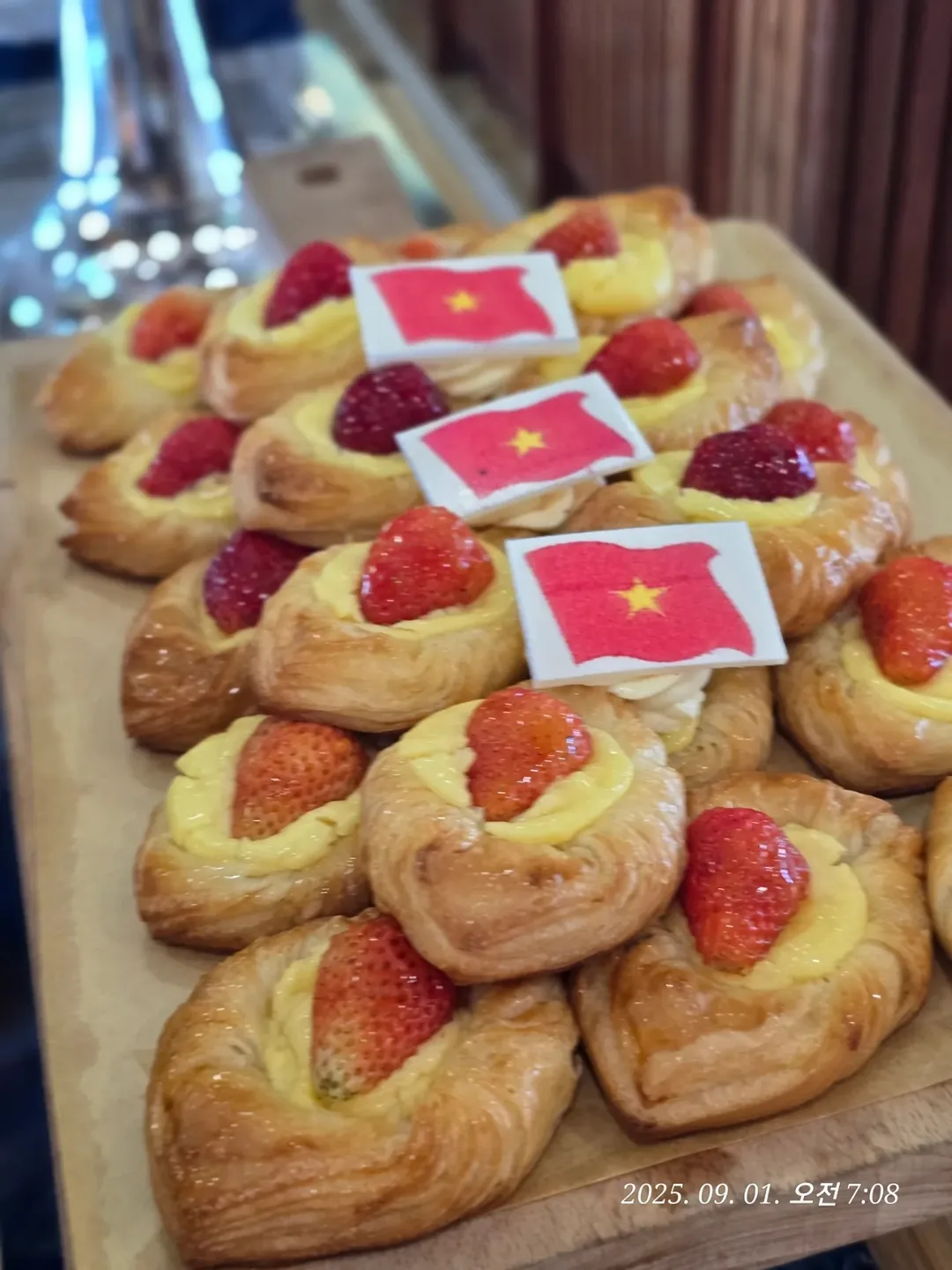 Review Đà Nẵng ✈️ Bữa sáng quán waffle ở Hội An🥢 Ngày 2
