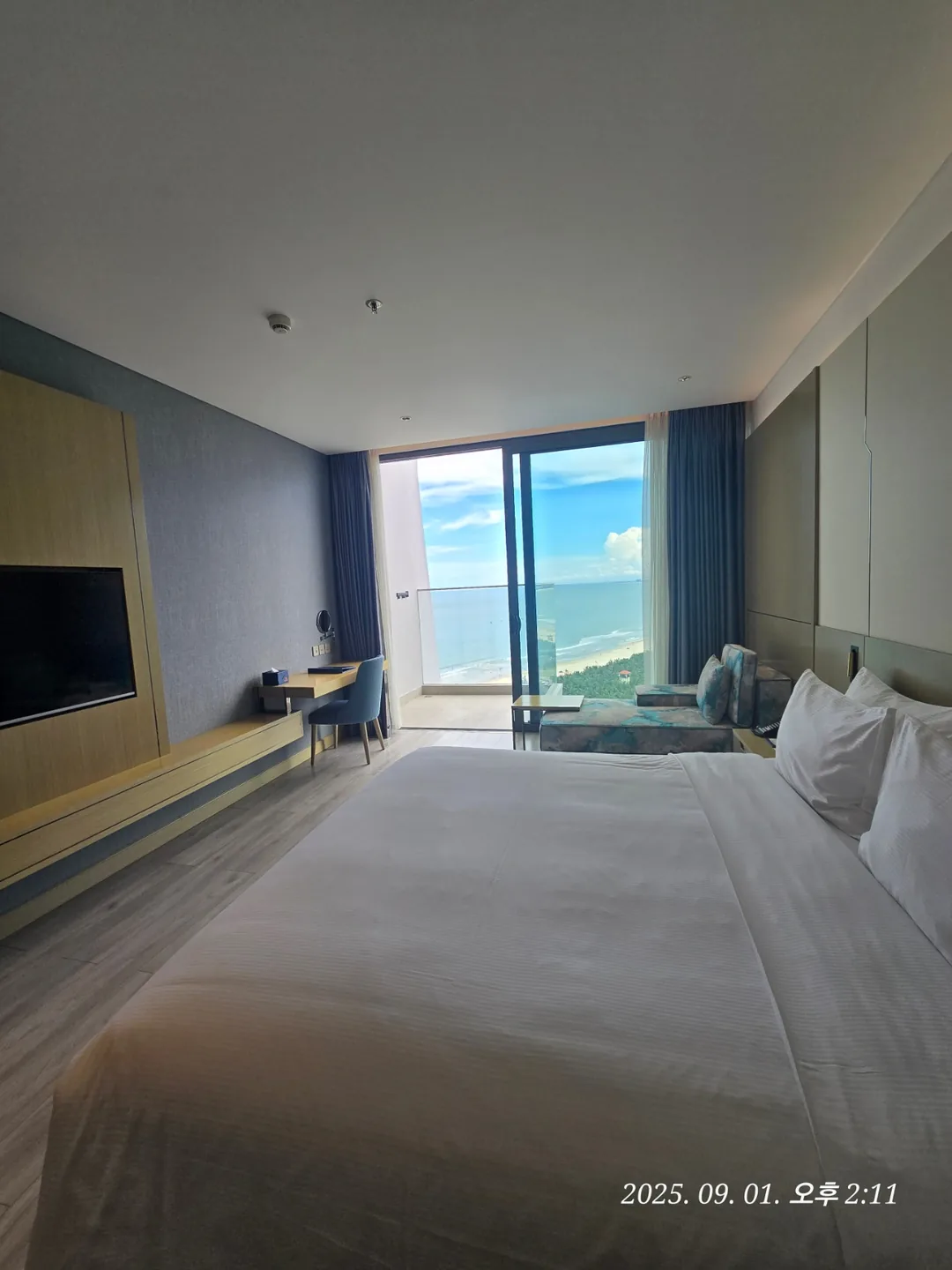 Review Đà Nẵng ✈️ Phòng khách sạn Đà Nẵng Awaken