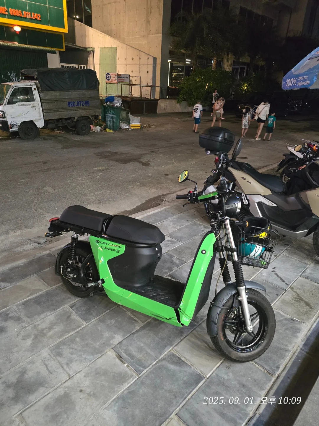 Review Đà Nẵng ✈️ Đi xe máy đến bãi đỗ xe khách sạn & ngắm cảnh đêm