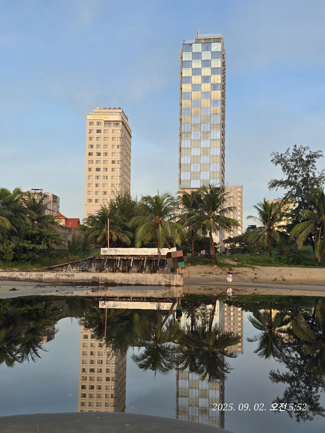 Review Đà Nẵng ✈️ Phải xem bình minh ở bãi biển Mỹ Khê Đà Nẵng nhé~