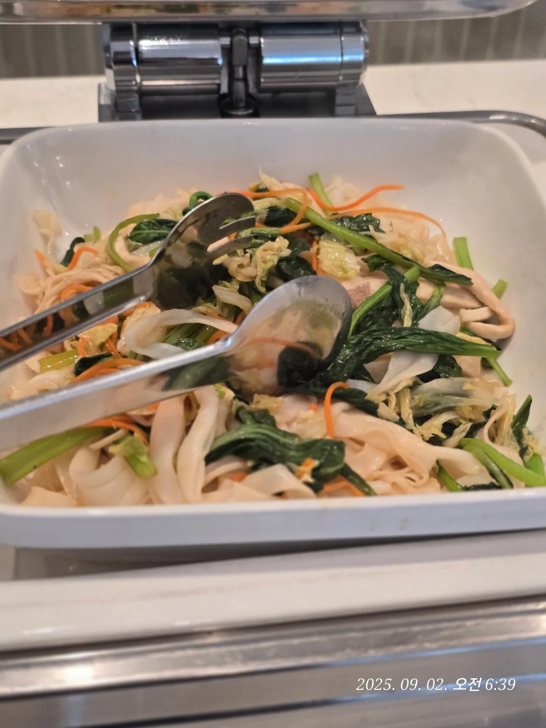 Review Đà Nẵng ✈️ Chén sạch bữa sáng ở khách sạn Da Nang Awaken 🥢