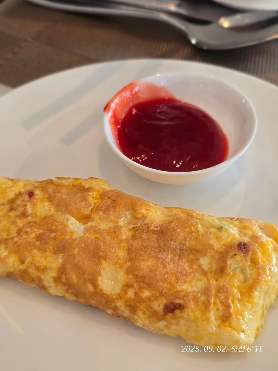 Review Đà Nẵng ✈️ Chén sạch bữa sáng ở khách sạn Da Nang Awaken 🥢