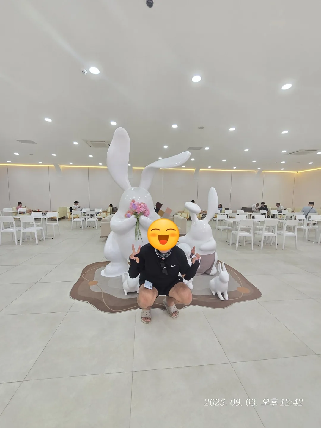 Review Đà Nẵng ✈️ Quán cà phê bánh ngọt lớn ở Đà Nẵng🍰